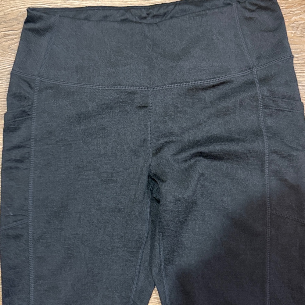 Mondetta Black Performance + Luxury Leggings - Picture 4 of 7